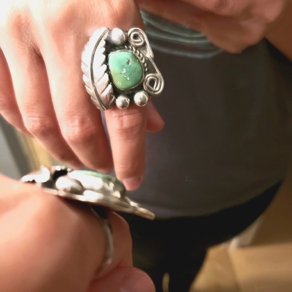 Vintage Sterling Silver Turquoise Ring